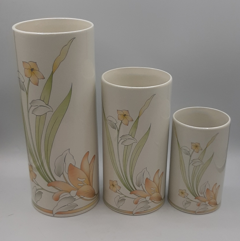 Vintage Sadler Lotus Ceramic Floral Cinderilical Vases Set of 3 Made In England